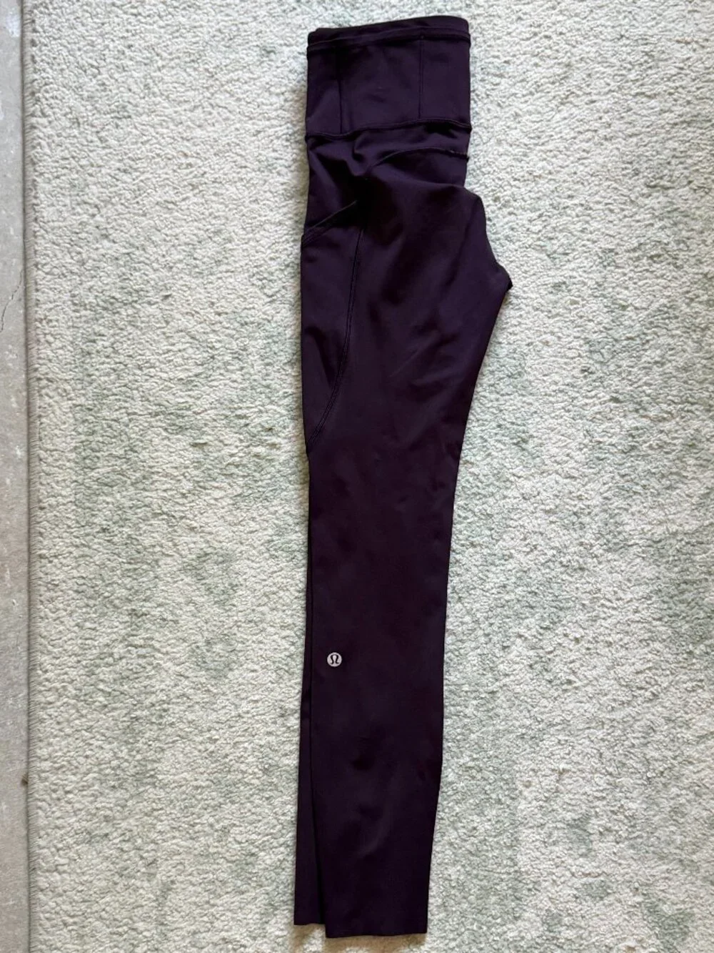 LULULEMON Merlot w POCKETS High Rise FAST FREE Running REFLECTIVE Leggings  sz 4